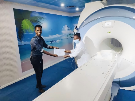 On-Site MRI Machine Handover and Delivery